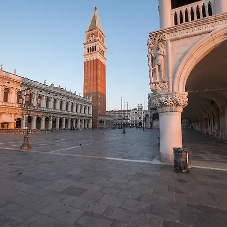 Romantic San Marco شقة البندقية